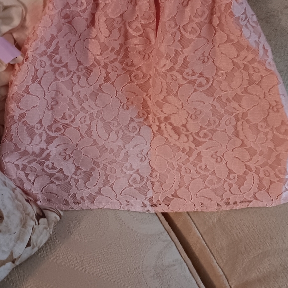 Beautiful Peach 🍑 Baby Girl Dress - Picture 3 of 3